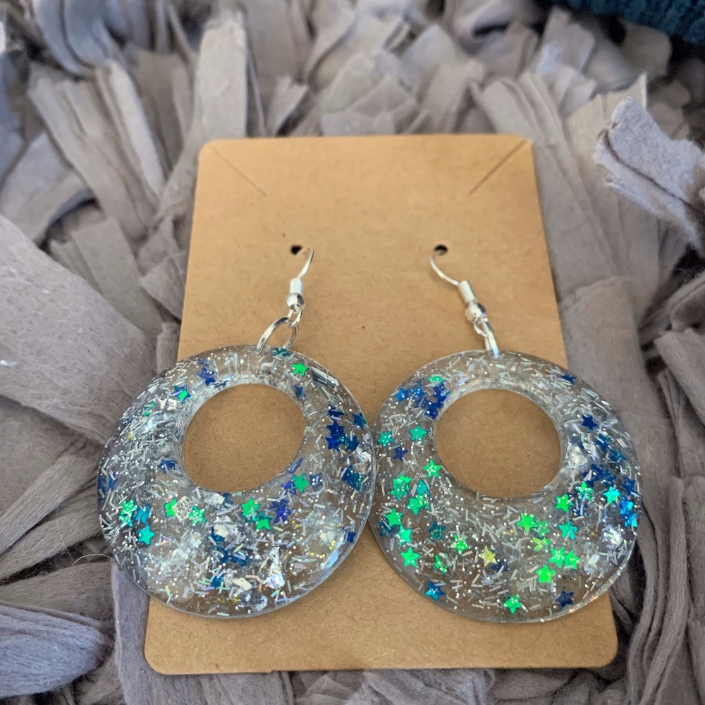 dangle earrings